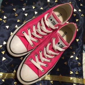 Converse all star, hot pink, like new, low tops